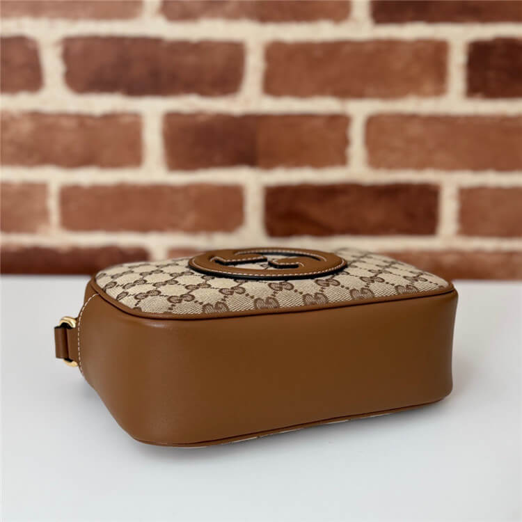 Replica-Gucci-Blondie-Mini-Shoulder-Bag-820429-HAAKG-9755-5.jpg