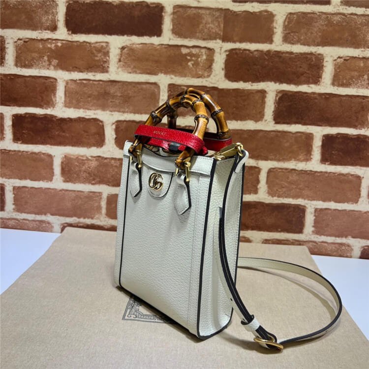 Replica-Gucci-Diana-Mini-Tote-Bag-739079-DJ24T-9058-3.jpg