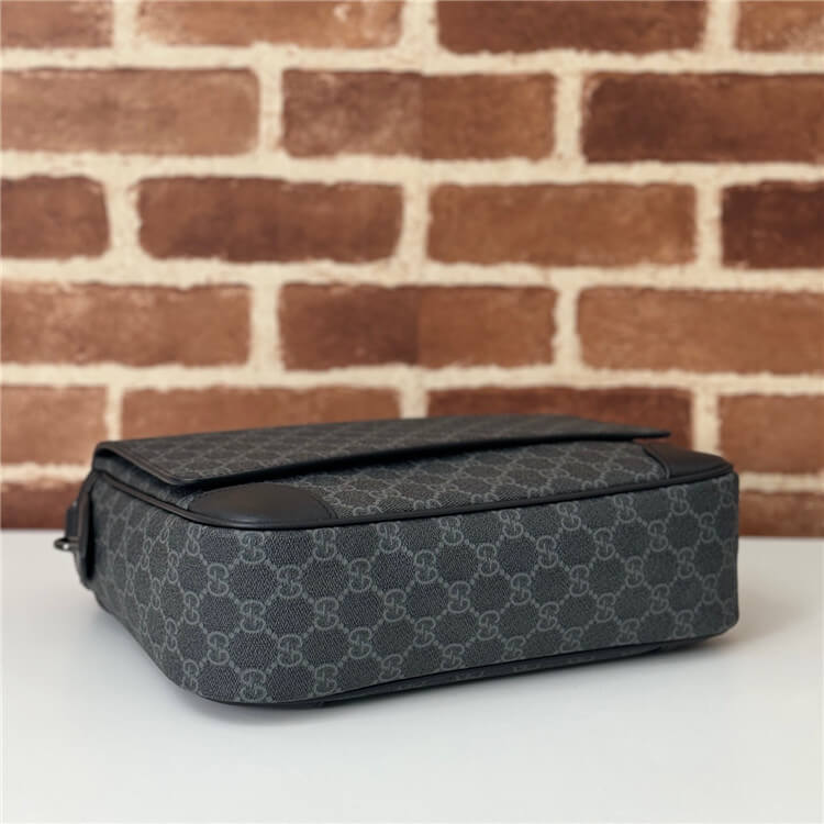Replica-Gucci-GG-Emblem-Medium-Crossbody-Bag-821154-FAED4-1000-5.jpg