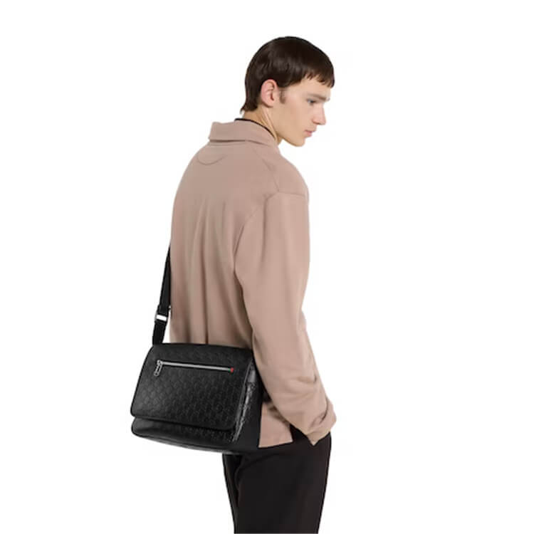 Replica-Gucci-GG-Emblem-Medium-Crossbody-Bag-850235-AAFOM-1053-8.jpg