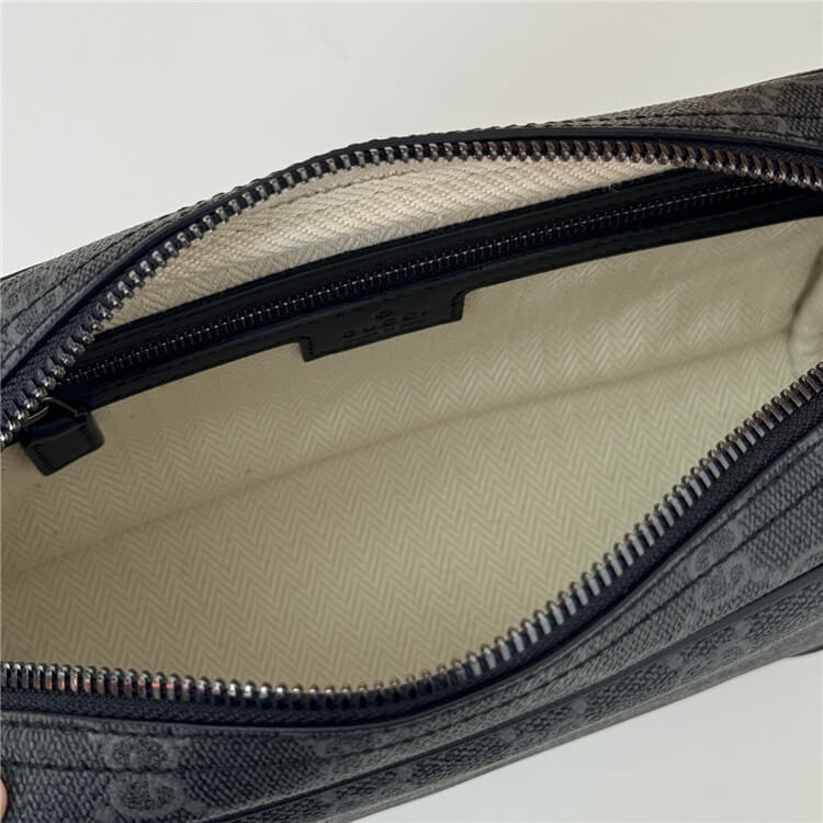 Replica-Gucci-GG-Emblem-Small-Crossbody-Bag-821155-FAED4-1000-6.jpg