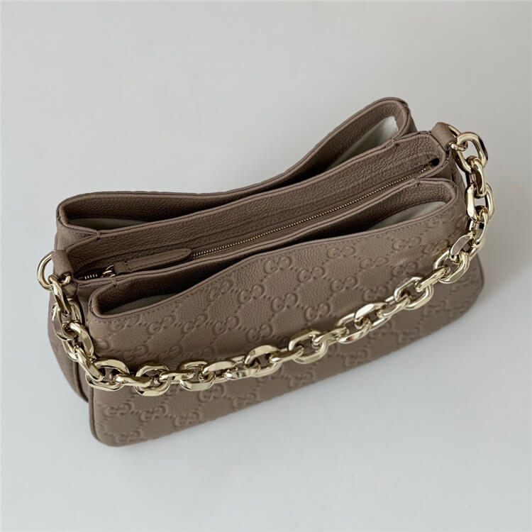 Replica-Gucci-GG-Emblem-Small-Shoulder-Bag-815263-AAEEM-1523-6.jpg