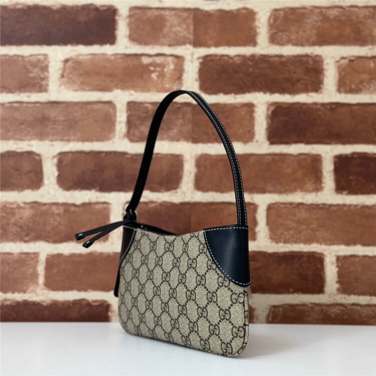 Replica-Gucci-GG-Emblem-Super-Mini-Shoulder-Bag-820696-FAD6L-9741-3.jpg