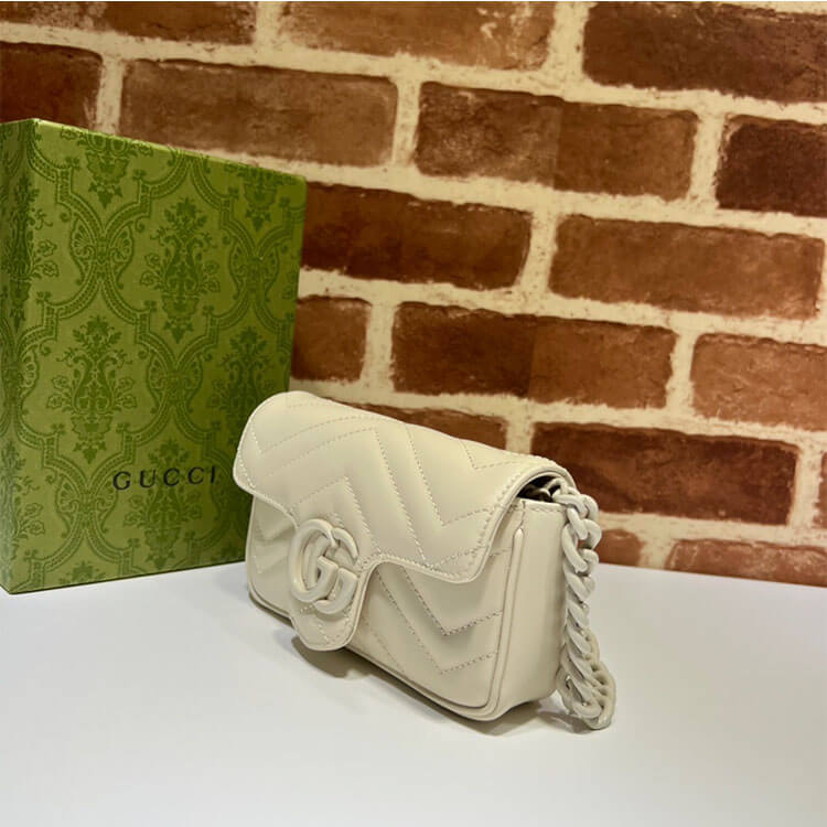 Replica-Gucci-GG-Marmont-Belt-Bag-699757-UM8KV-9022-3.jpg