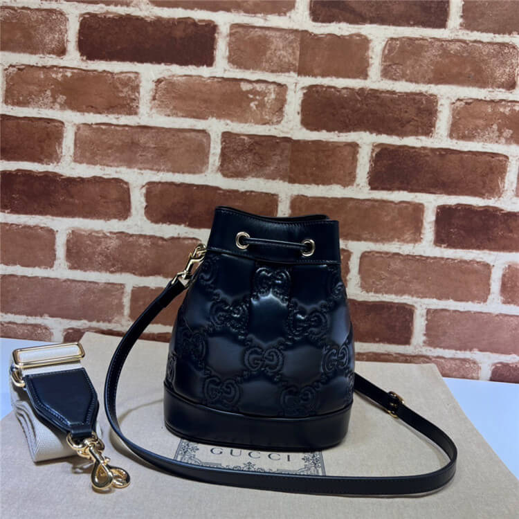 Replica-Gucci-GG-Matelasse-Bucket-Bag-728231-UM8HG-1046-4.jpg
