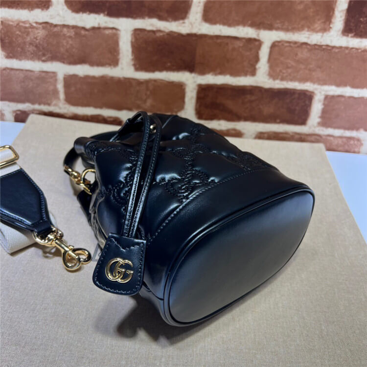 Replica-Gucci-GG-Matelasse-Bucket-Bag-728231-UM8HG-1046-5.jpg