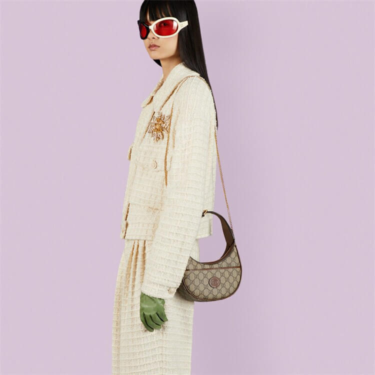 Replica-Gucci-Half-moon-shaped-Mini-Bag-With-Interlocking-G-726843-92TCG-8563-8.jpg