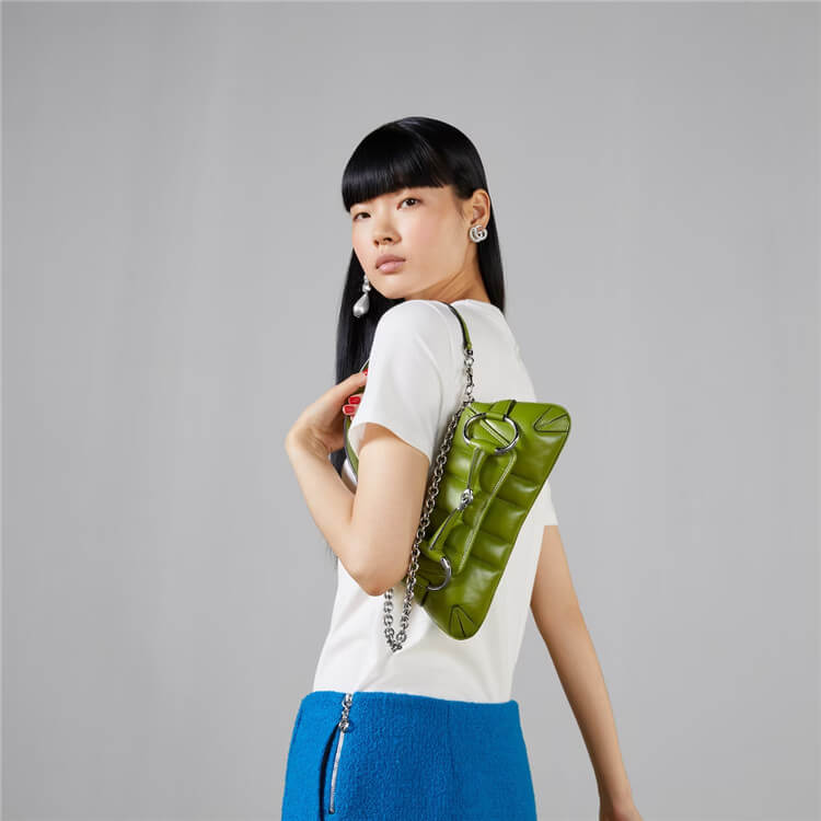 Replica-Gucci-Horsebit-Chain-Small-Shoulder-Bag-764339-AACU1-3506-8.jpg