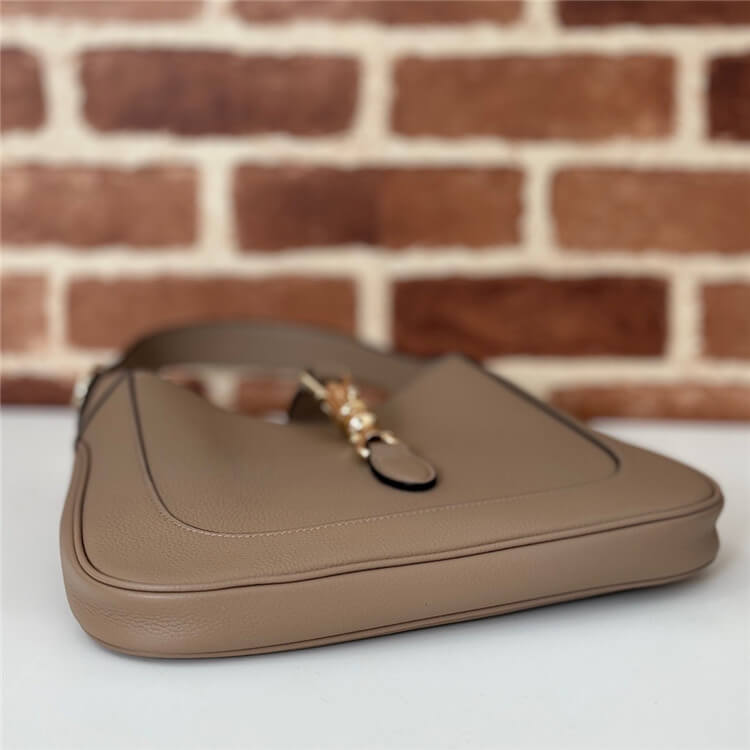 Replica-Gucci-Jackie-1961-Small-Shoulder-Bag-810232-AAD5V-1541-5.jpg