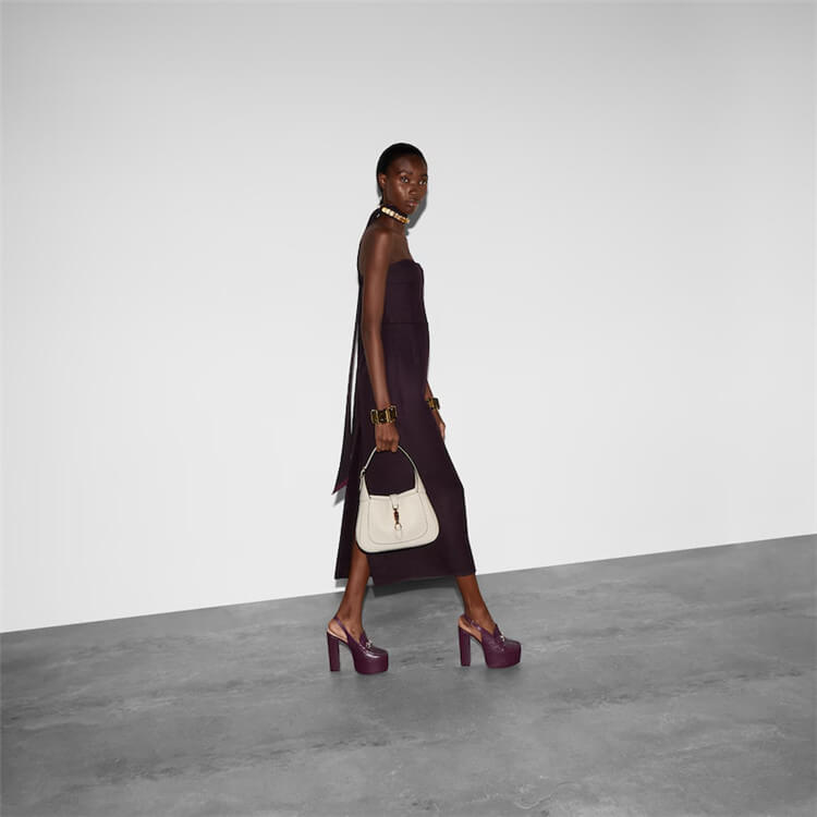 Replica-Gucci-Jackie-1961-Small-Shoulder-Bag-810232-AAD5V-9562-7.jpg