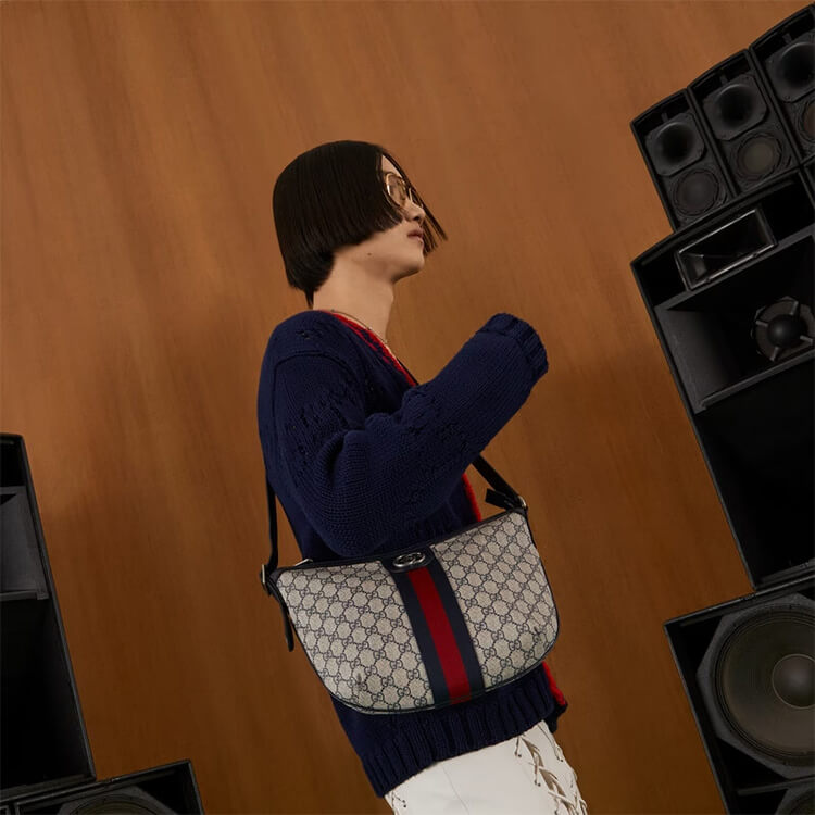 Replica-Gucci-Ophidia-GG-Small-Shoulder-Bag-598125-2ZGMN-4076-6.jpg