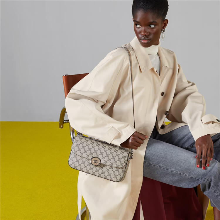 Replica-Gucci-Petite-GG-Small-Shoulder-Bag-739721-FACJP-9769-8.jpg