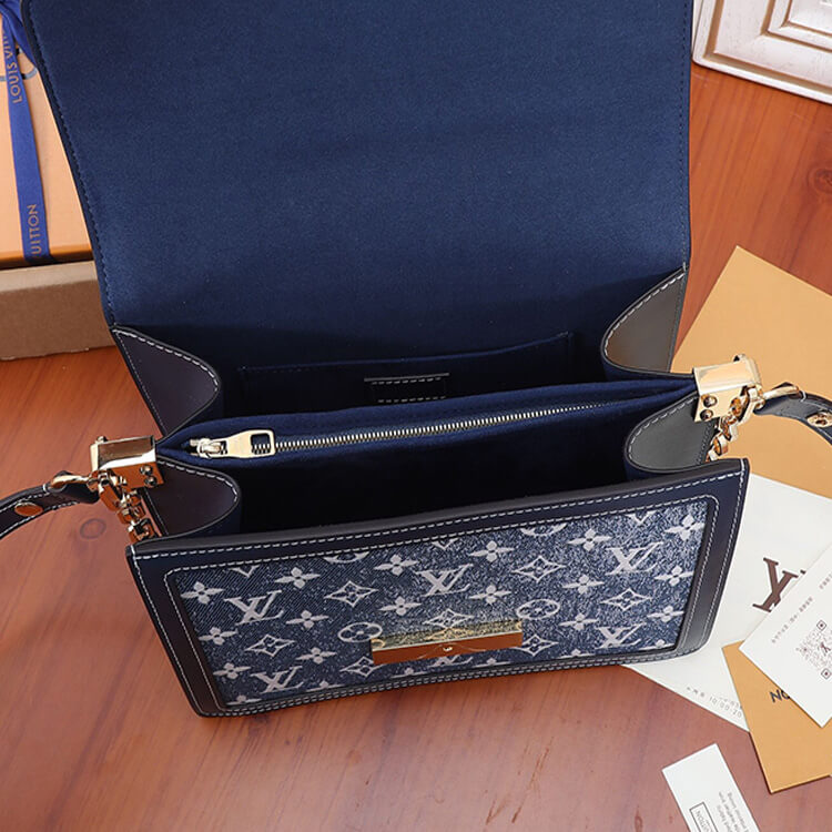 Replica-LV-Dauphine-MM-M59631-6.jpg