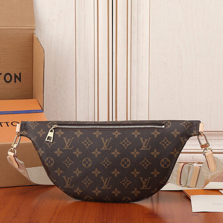 Replica-LV-High-Rise-M46784-4.jpg