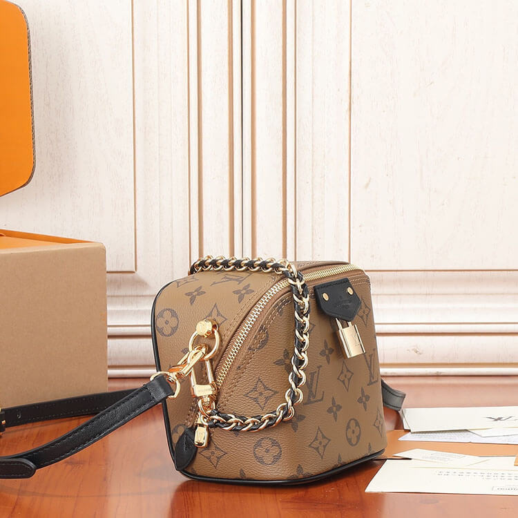 Replica-LV-Just-In-Case-M47162-3.jpg