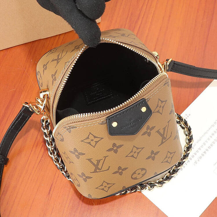 Replica-LV-Just-In-Case-M47162-6.jpg