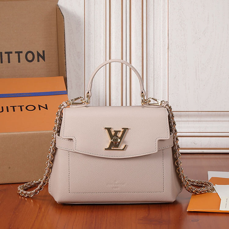 Replica-LV-LockMe-Ever-Mini-M21052-2.jpg