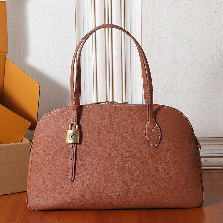 Replica-LV-Low-Key-Duffle-Tote-M26688-2.jpg