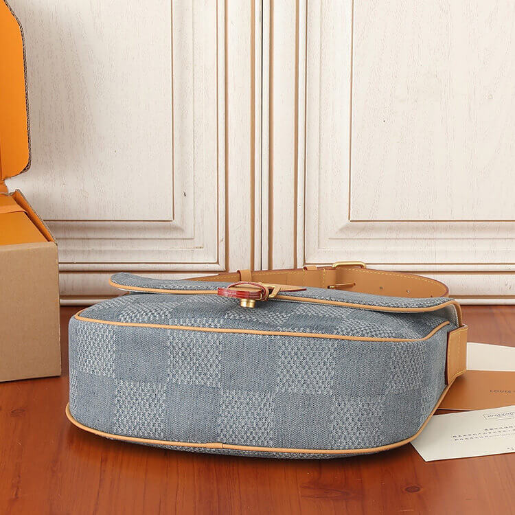 Replica-LV-Montsouris-Messenger-MM-N40743-5.jpg