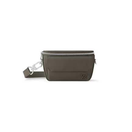LV Pilot Wearable Wallet