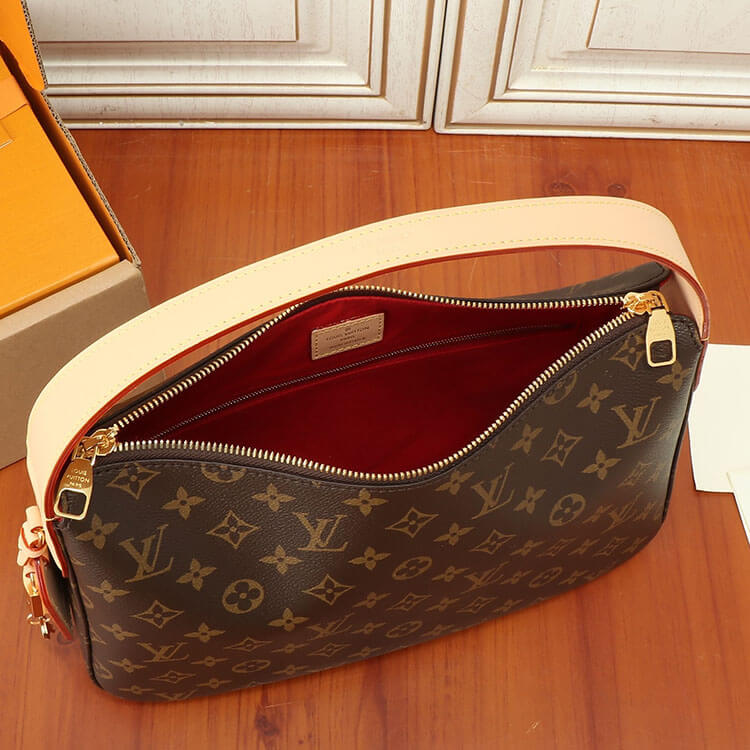 Replica-LV-Slouchy-PM-M11952-6.jpg