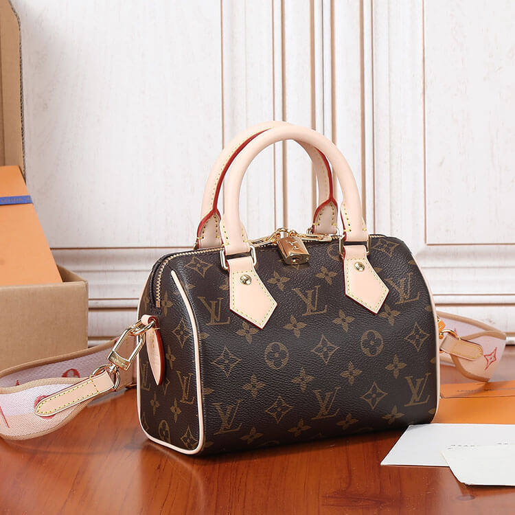 Replica-LV-Speedy-Bandouliere-20-M46594-3.jpg