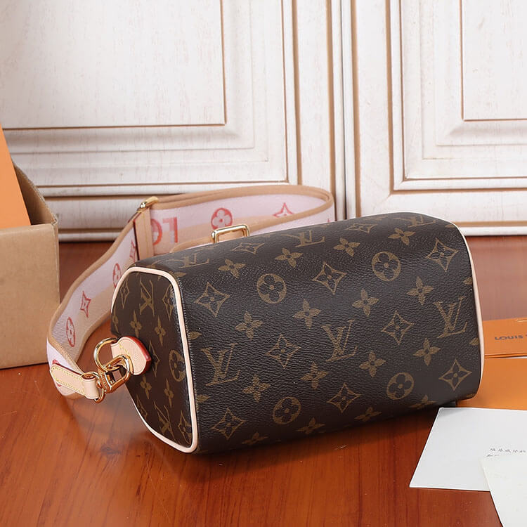 Replica-LV-Speedy-Bandouliere-20-M46594-5.jpg